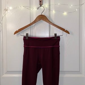 LULULEMON SIZE 2 LEGGINGS BURGUNDY